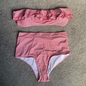 NWOT Ibiza vibe bandeau bikini size L red white